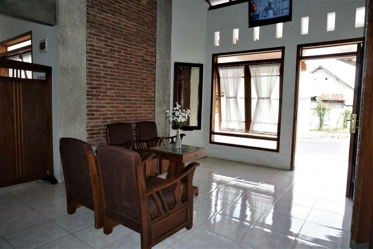 Brb Guesthouse Banyuwangi  Exterior foto